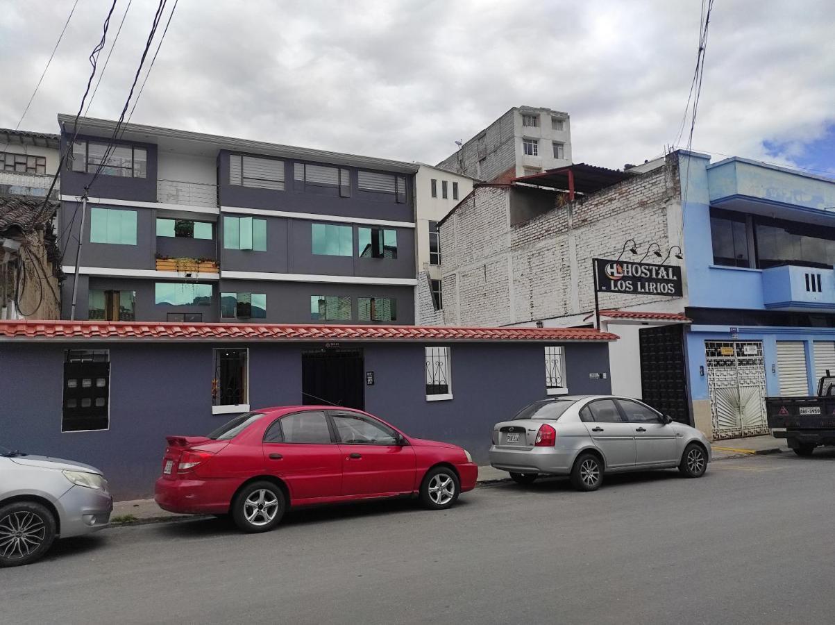 Hostal Los Lirios Loja Bagian luar foto